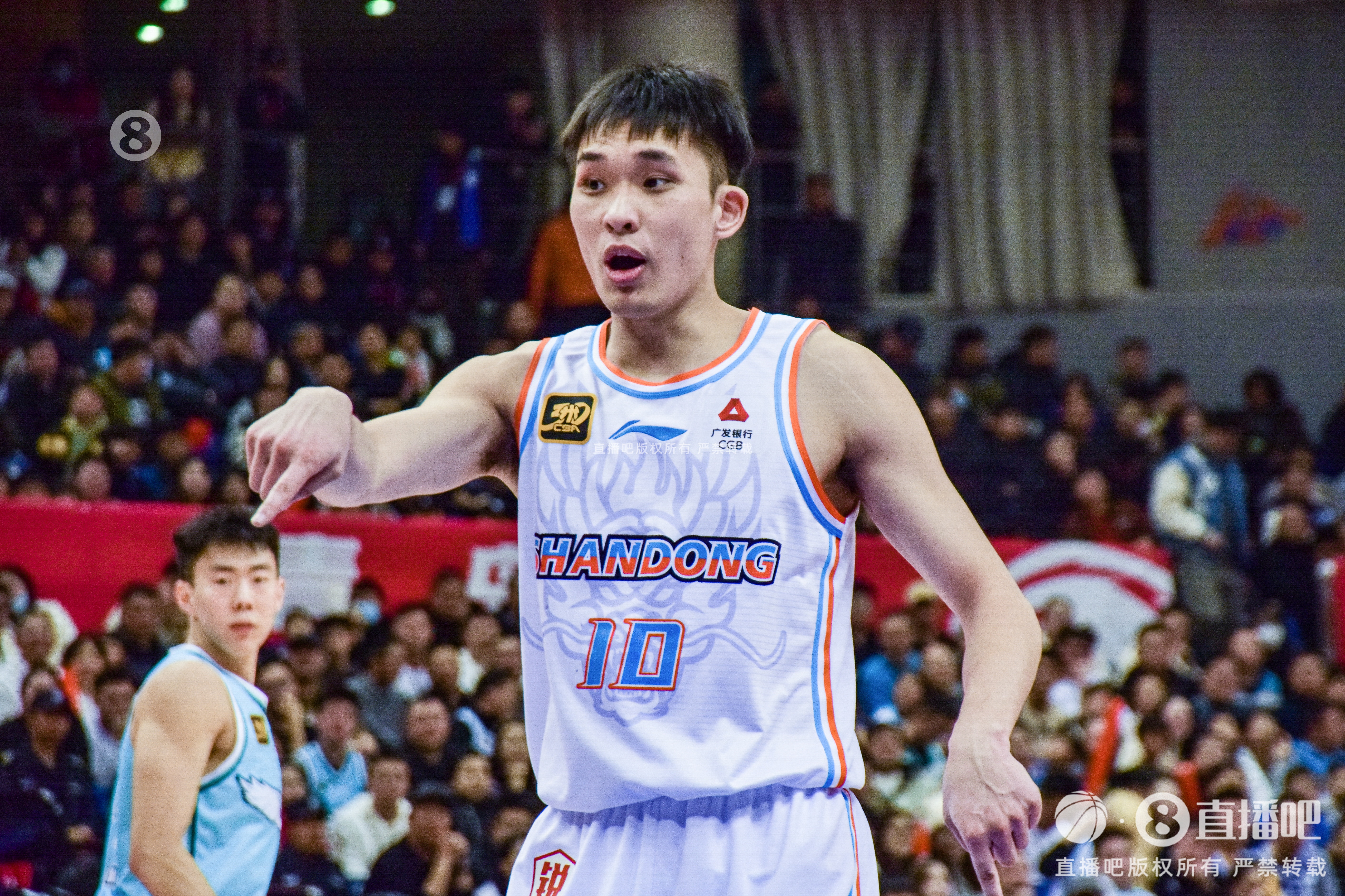 攻防俱佳！狀元秀謝智杰7中5拿到16分3板3助5斷 三分3中3